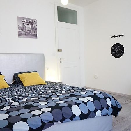 Hostel Ljiljana Pula Bagian luar foto